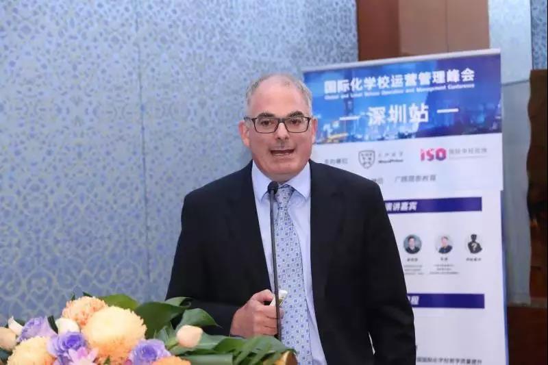 news040.jpg news040.jpg