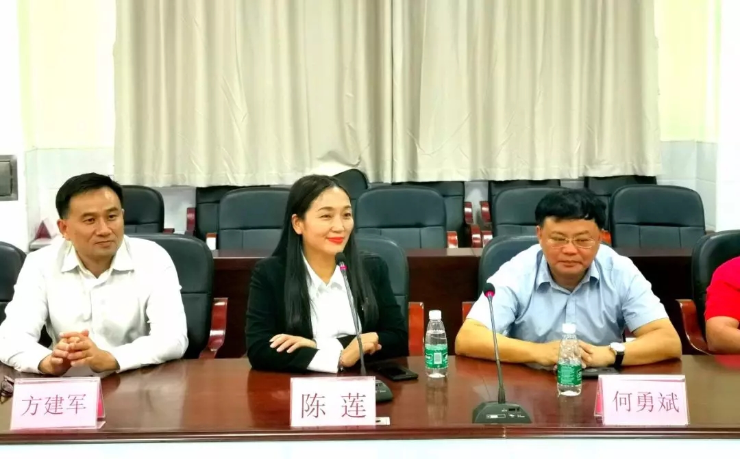 news035.jpg news035.jpg